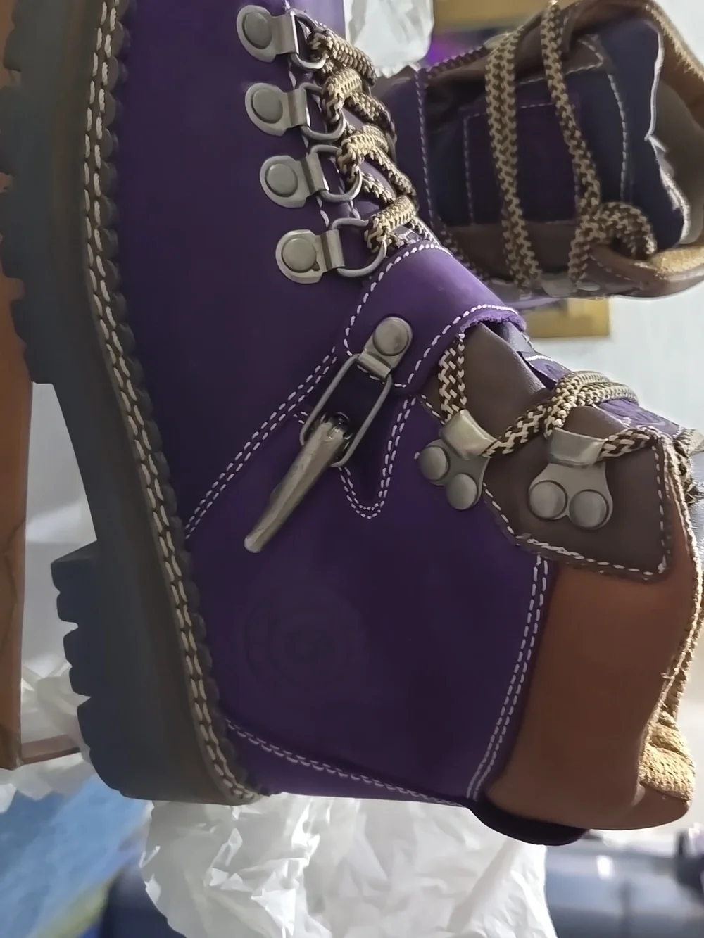 Candie’s Alpine Lilac Leather Hiking Boots, Size 7, New - Picture 3 of 6